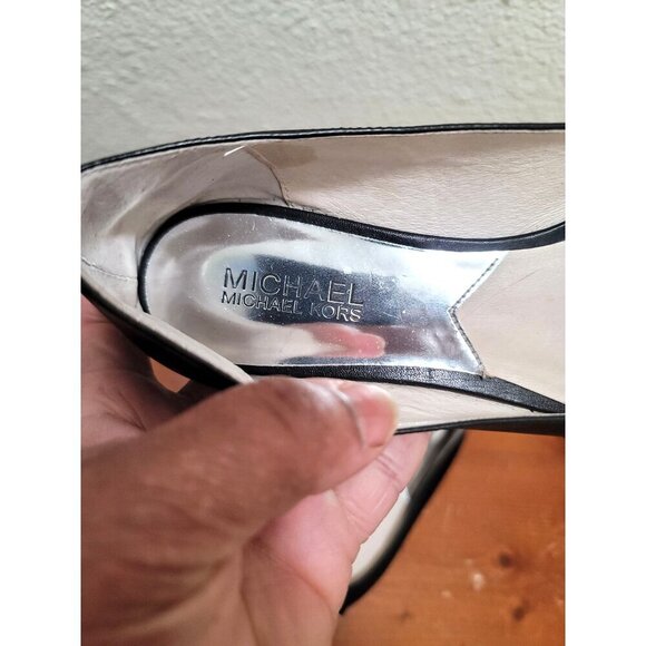 Michael Kors Black Leather Flats With Studded Detail Size 7M - Picture 9 of 10